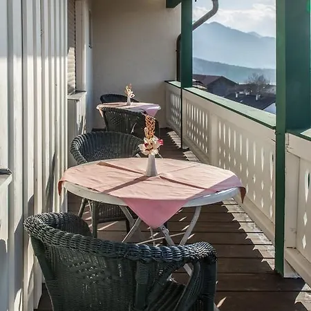Chiemgau Viktoria فندق